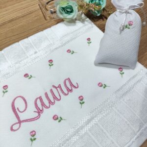 ROSAS DELICADAS